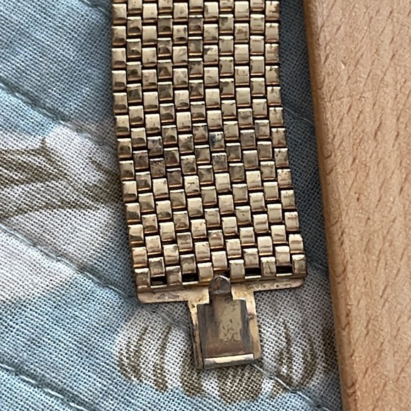 Victorian old carved cameo bracelet I think it’s silver with gold plated overlay - Picture 10 of 17